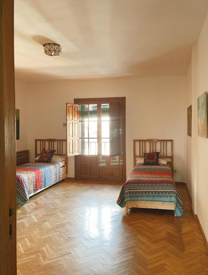 Villa A Los Pies De La Alhambra 格拉纳达 外观 照片