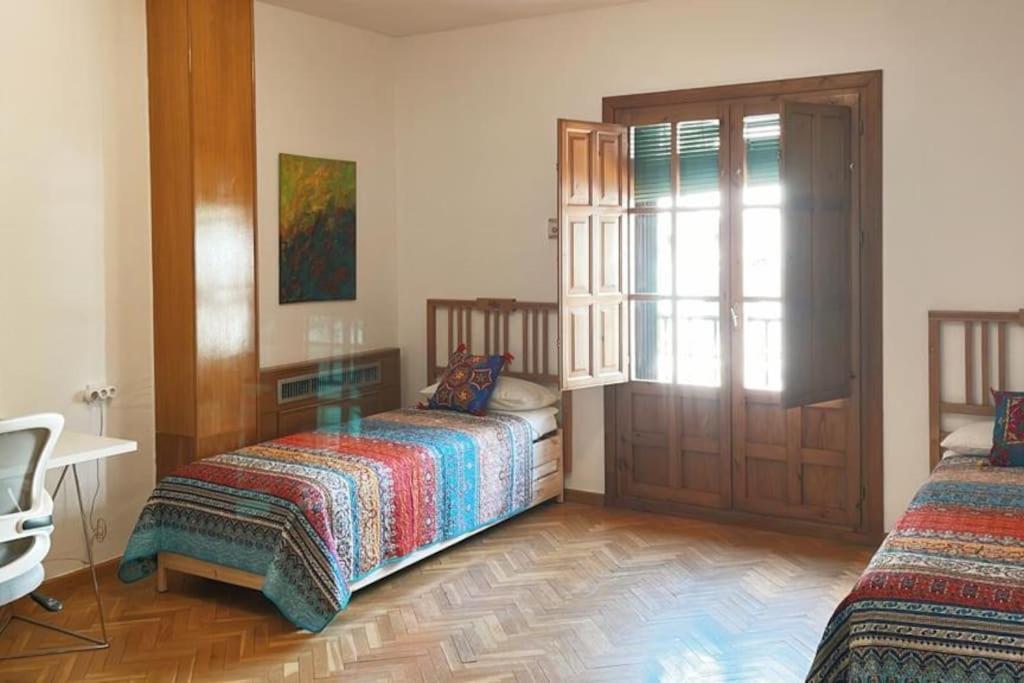 Villa A Los Pies De La Alhambra 格拉纳达 外观 照片