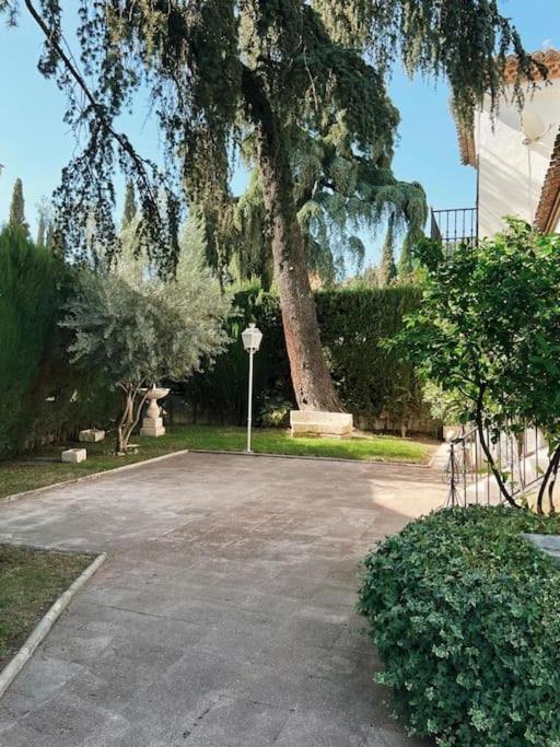 Villa A Los Pies De La Alhambra 格拉纳达 外观 照片